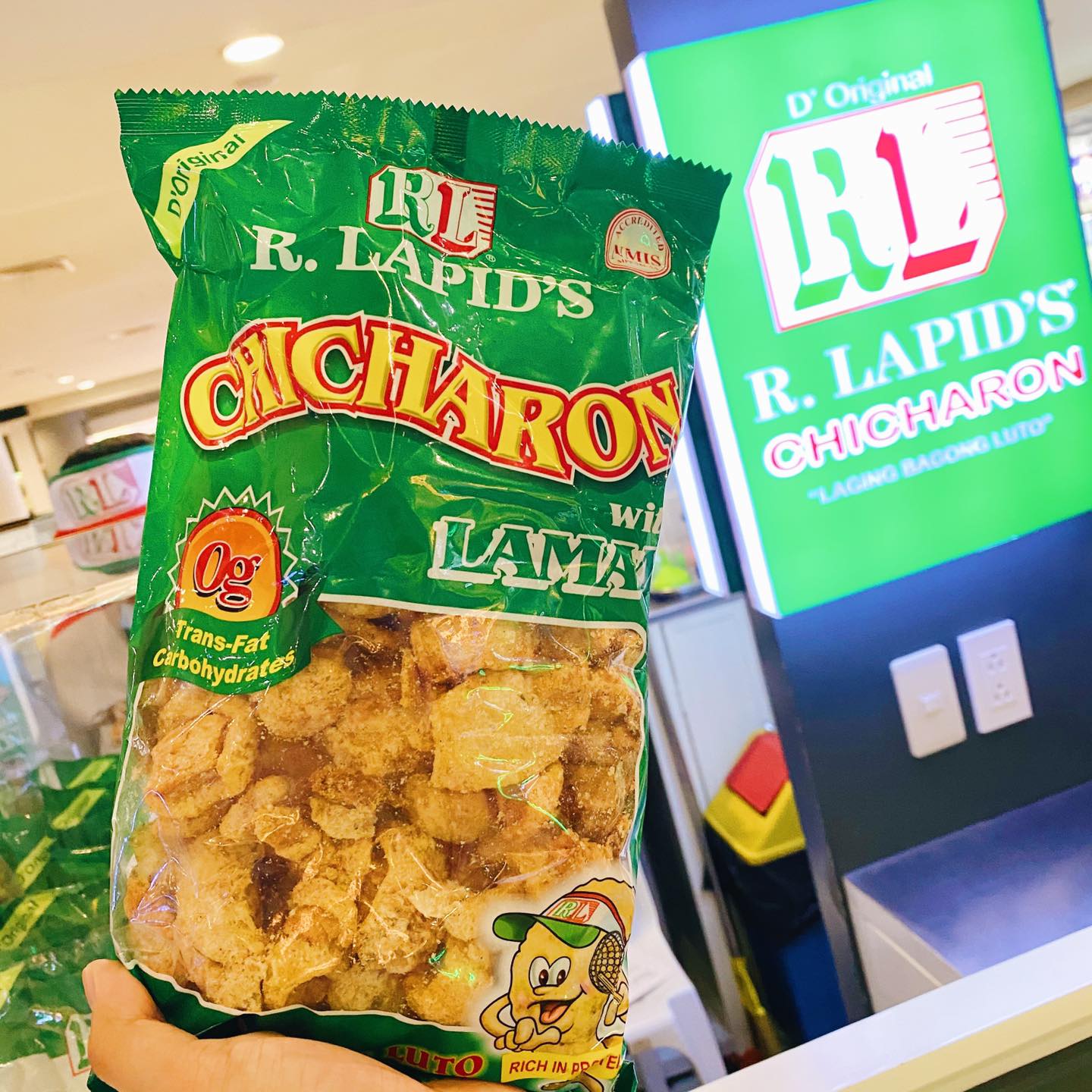 Visit R. Lapid’s Chicharon #RobinsonsPlaceManila